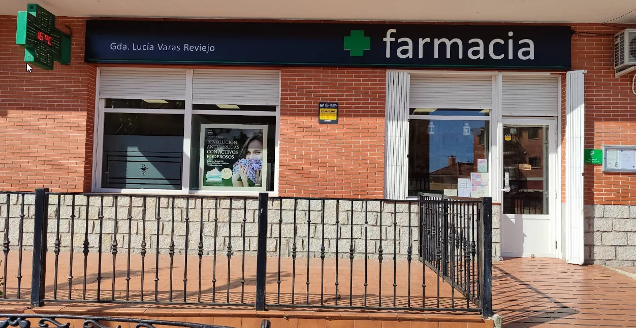 Farmacia Varas Reviejo